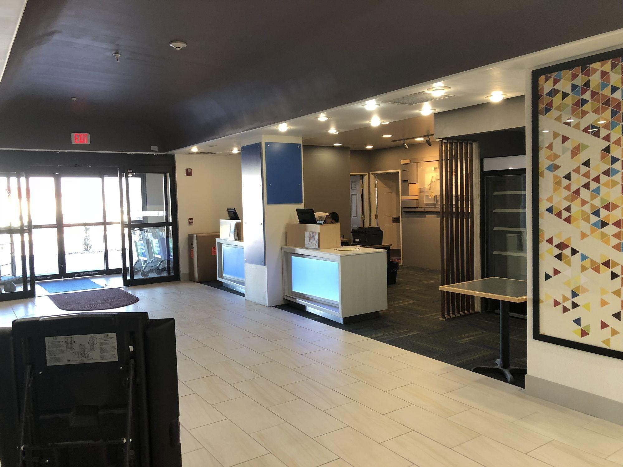 Holiday Inn Express Santa Rosa By Ihg Екстер'єр фото