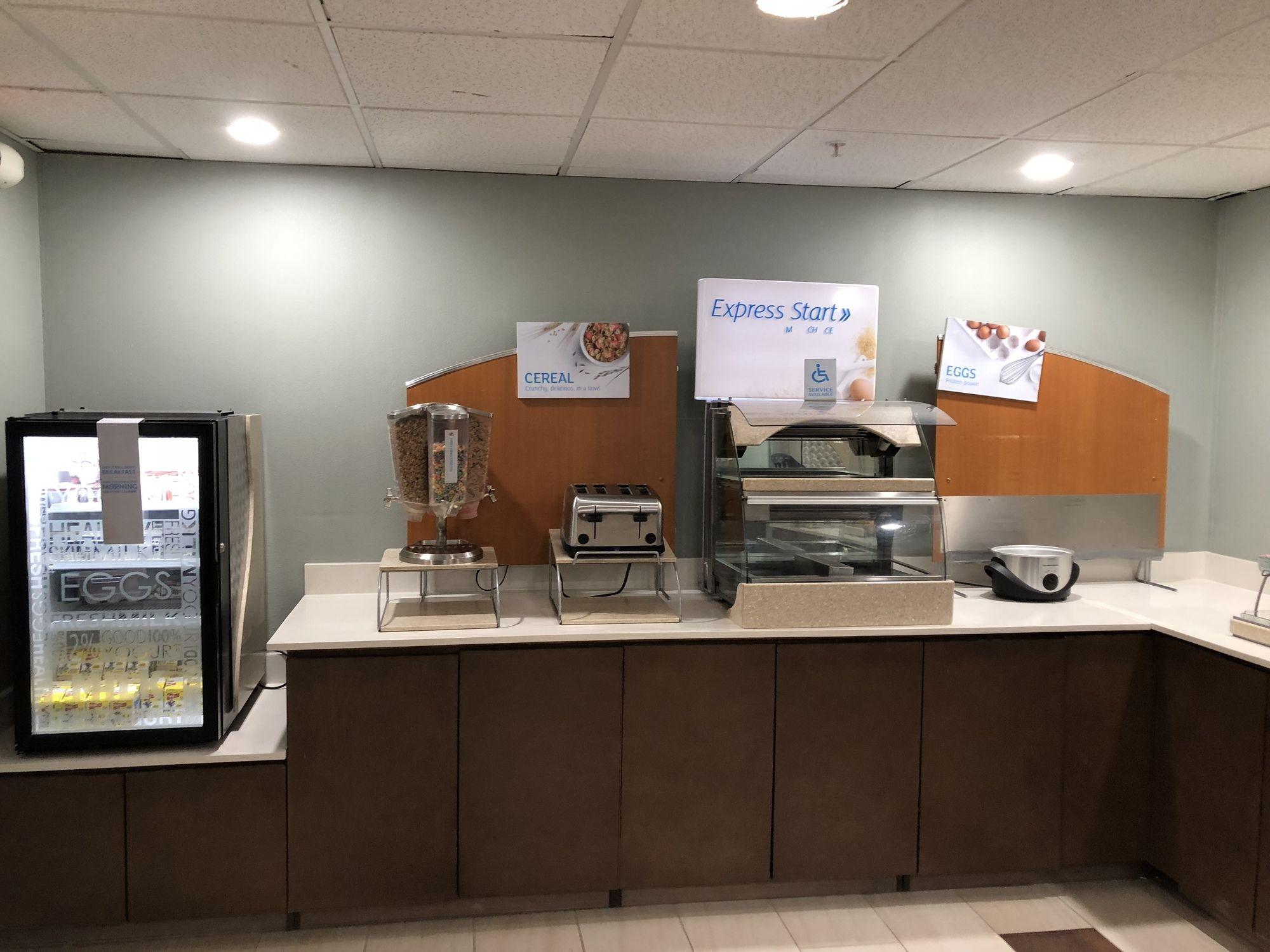 Holiday Inn Express Santa Rosa By Ihg Екстер'єр фото